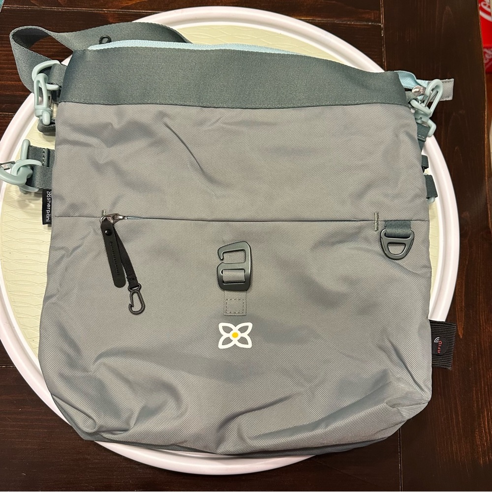 Sherpäni fold over bag. Viso